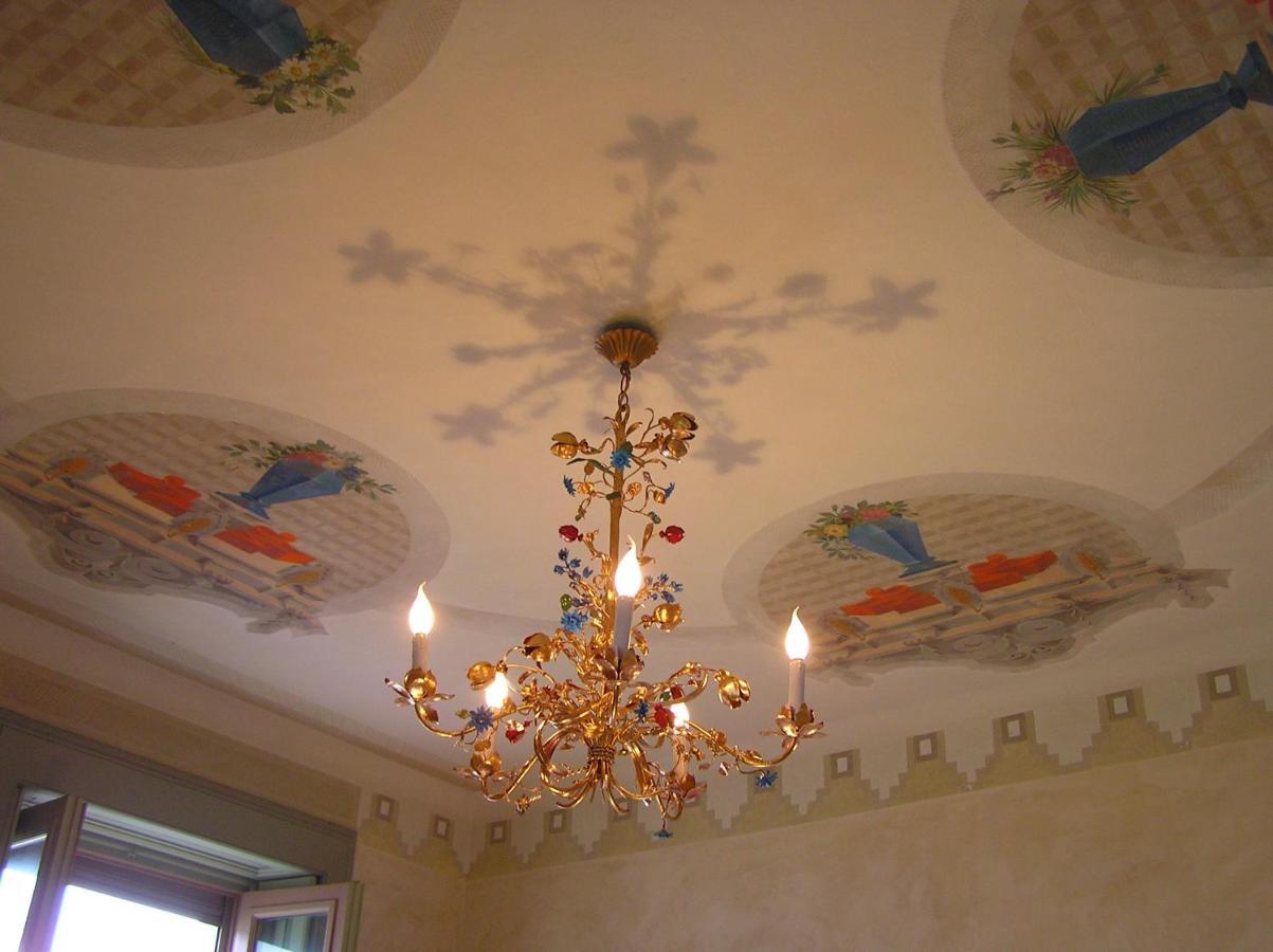 Bed & Breakfast Villa Palma Lovere Quarto foto